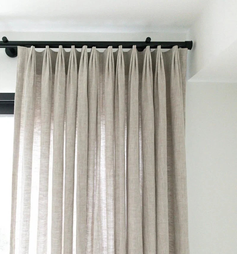 Pinch pleat and ripplefold